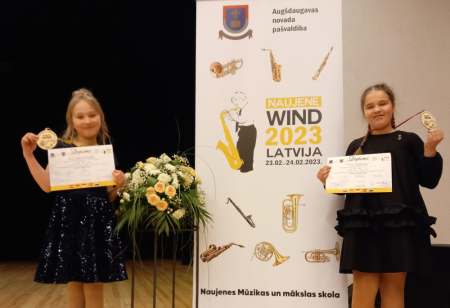 2. flautas klases audzēkne Sandija Līva Liepiņa -  2. grupa 3. vieta 
 un 1. flautas klases audzēkne Dārta Šuste 1. grupa 2. vieta