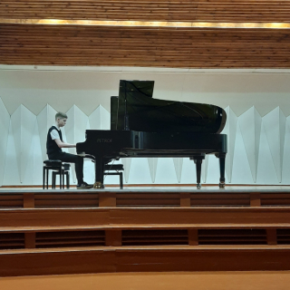 Toms Šķēls (7. kora klase)