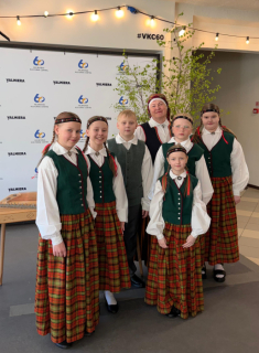 Koklētāju ansamblis “Ābelīte” ieguva I pakāpes diplomu C grupā, ar pedagoģi Inesi Ābolu