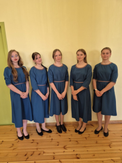 Vecāko klašu un absolventu ansamblis ieguva II pakāpes diplomu B grupā