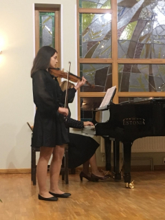 Arīna Auziņa - vijole (7.klase), pedagogs Velga Sokirka, 14.12.2018.
