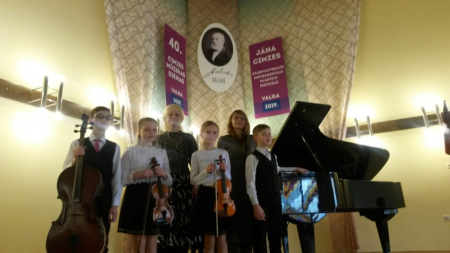 Armands Zālītis, Zane Beķere, Velga Sokirka, Elza Džuljeta Berga, Tatjana Savicka un Ernests Rūdolfs Rijnieks 3. pakāpes ieguvēji - 2019. gada 28. marts - Valka